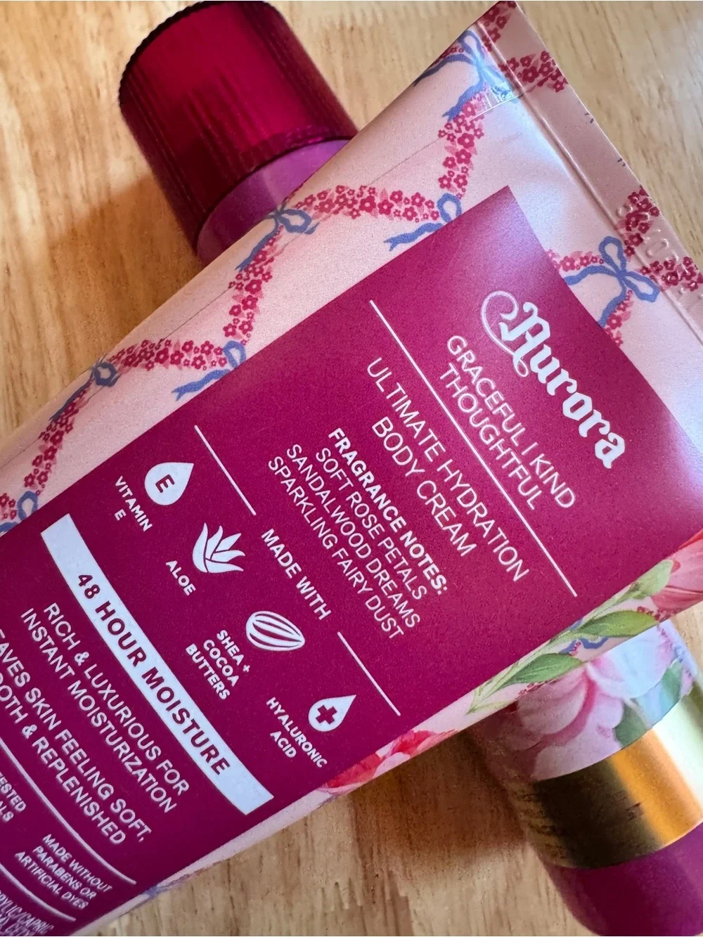 Bath & Body Works sparkling pink